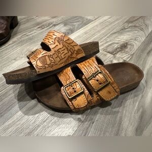 Women’s Tooled Western Sandals